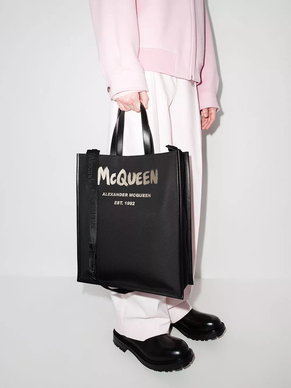 Affordable Alexander McQueen brushed logo tote bag Men 0115